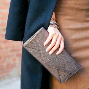 Cuyana Leather Envelope Clutch Bronze